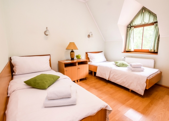 Economy room